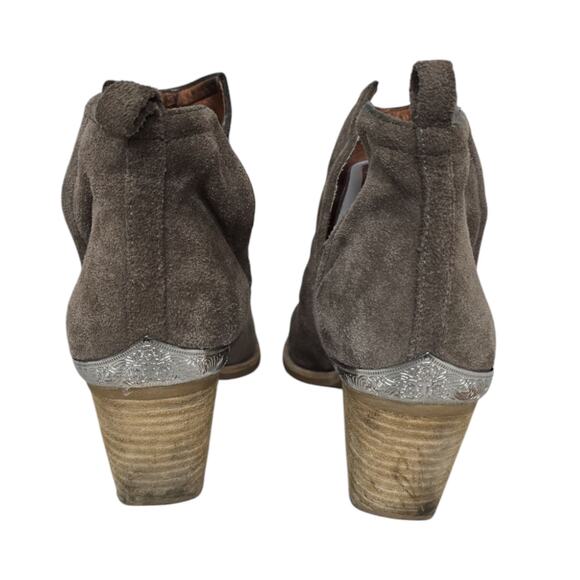 Jeffrey Campbell Cromwell Size 9.5 Suede Taupe Cut Out Western Ankle Boot Cutout - Picture 5 of 9